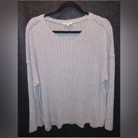 Umgee Heather Grey Long Sleeve‎ Ribbed Tunic Top Womens Size Small Side Slits - Picture 1 of 8